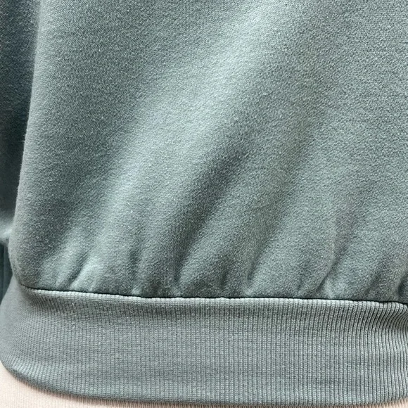 Wild fable women's long sleeve cropped sweatshirt - Picture 5 of 6